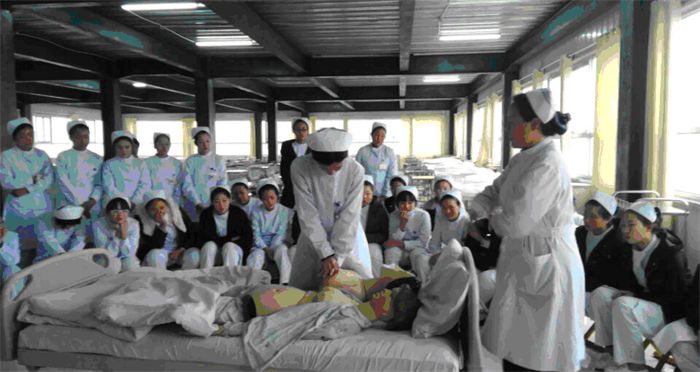 石家庄天使护士学校第一个月的护理基础培训