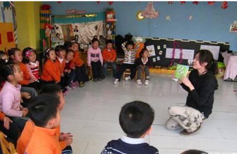 初中毕业女生学护理和学期教育哪个更好？
