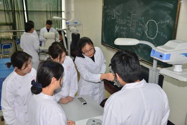 石家庄天使护士学校毕业可以考国办医学大专吗》