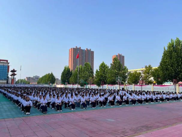 石家庄天使护士学校2025年秋季学期开学典礼暨庆祝教师节活动顺利举办