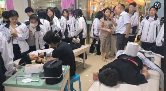 石家庄天使护士学校中医康复技术专业毕业可以开店吗？