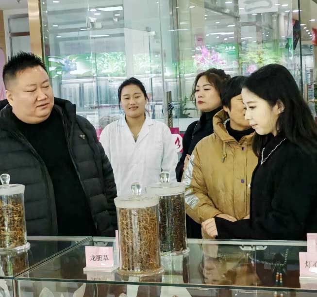 河北省重庆商会走访石家庄天使护士学校 共话职业教育与行业发展新机遇